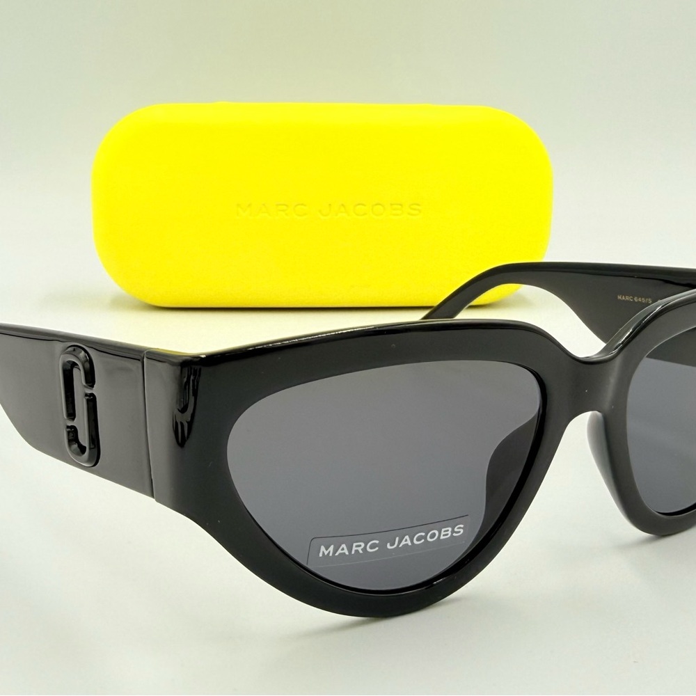 Marc Jacobs Cat Eye Sunglasses 645/s Glossy Black w/ Grey Lens 57m Fashion Frame